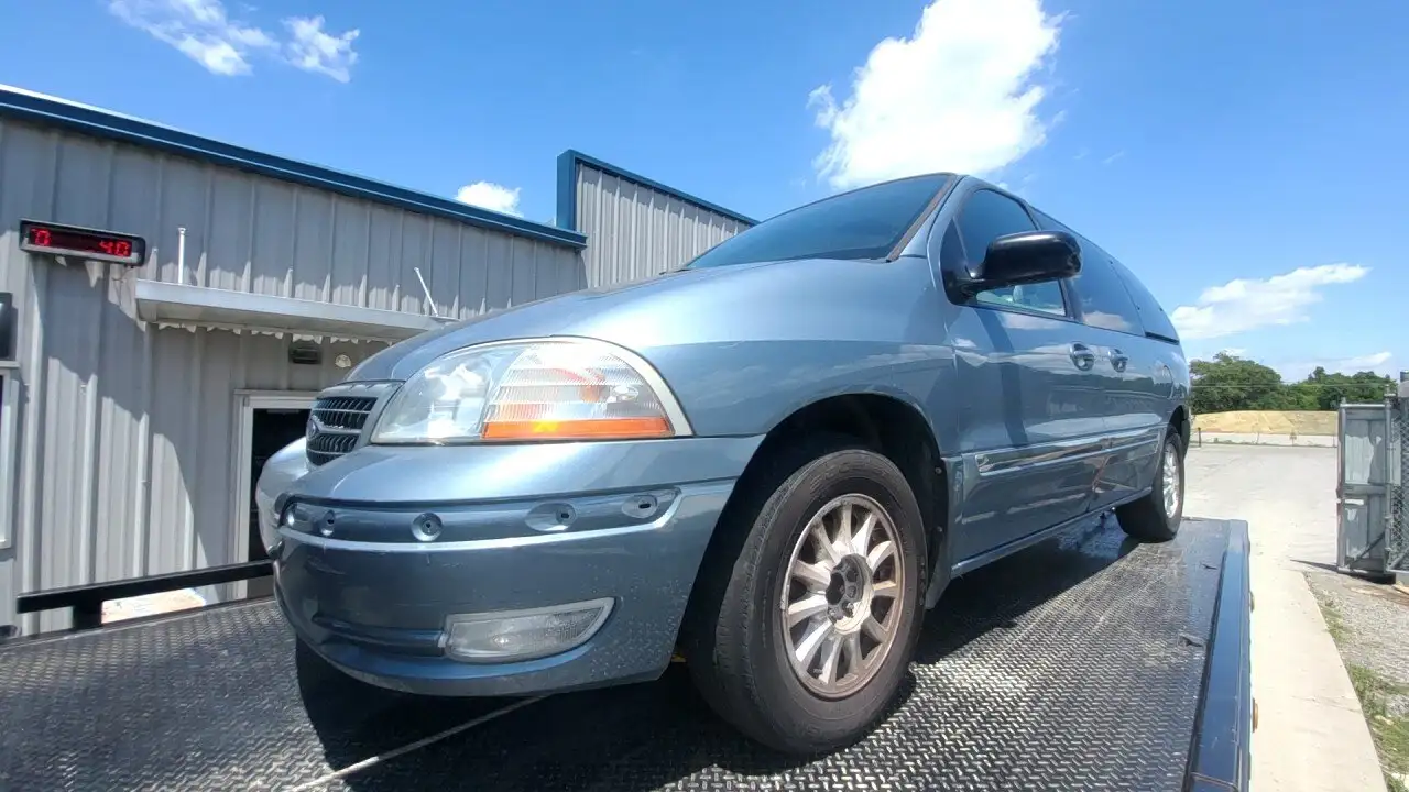 Photo of 2000 Ford Windstar