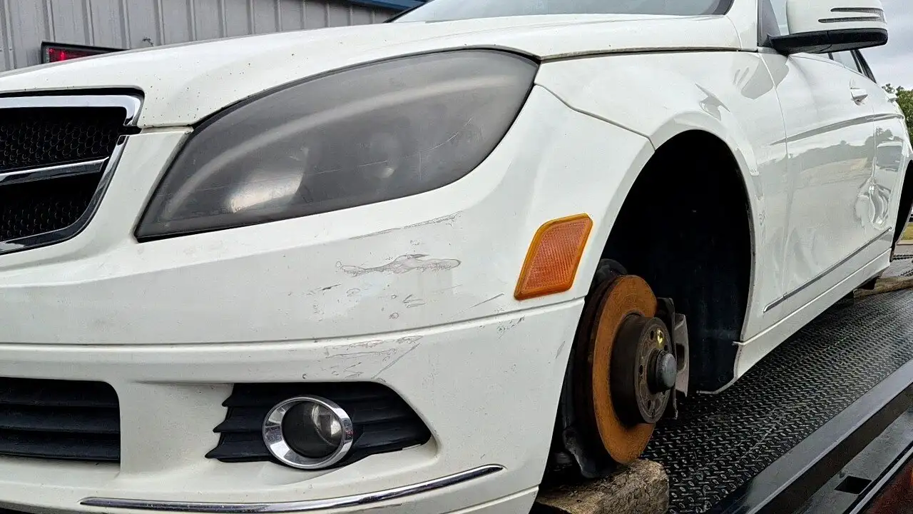 Photo of 2011 Mercedes-Benz C300