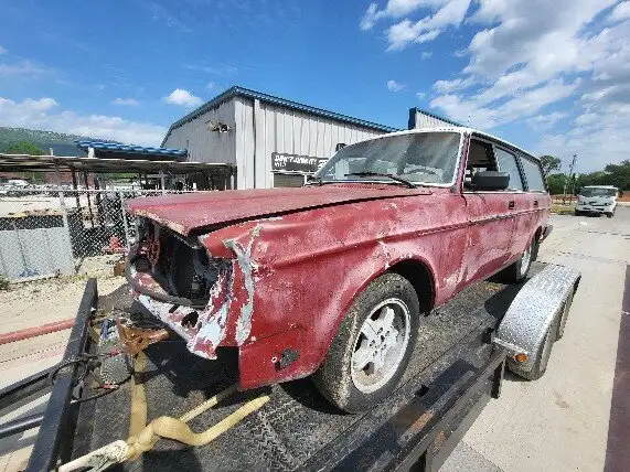 Photo of 1984 Volvo 240