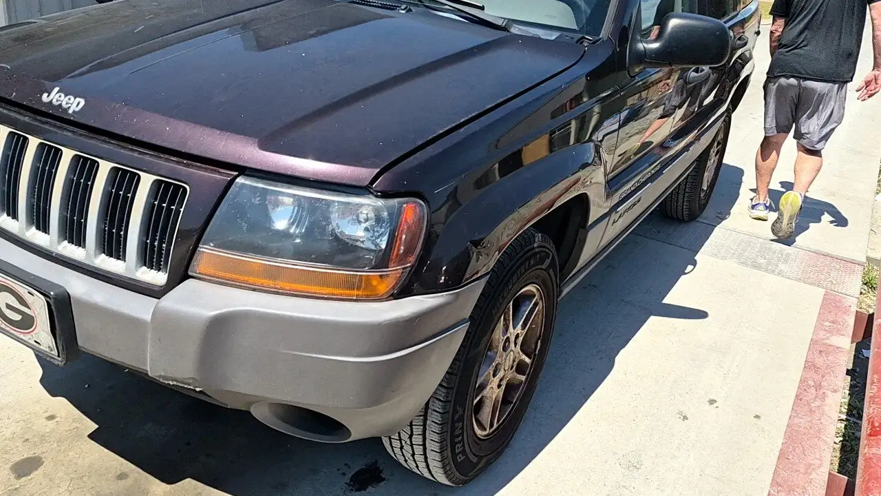 Photo of 2004 Jeep Grand Cherokee