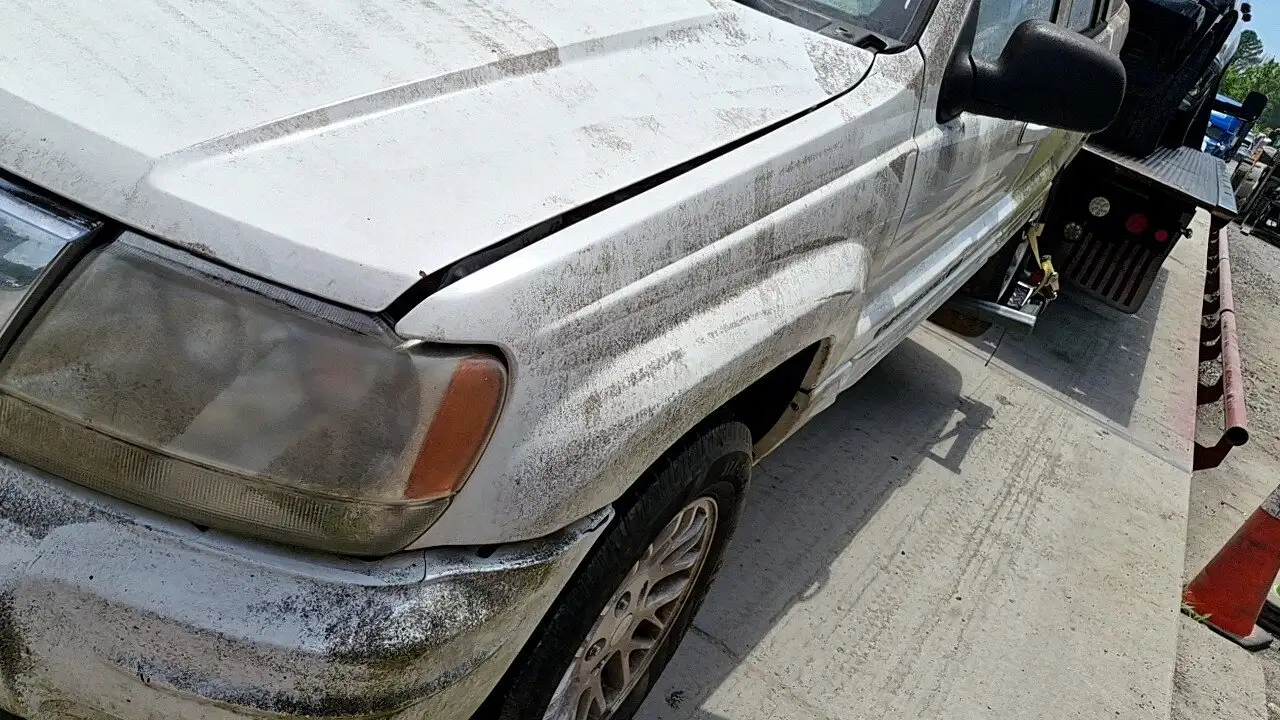 Photo of 2004 Jeep Grand Cherokee