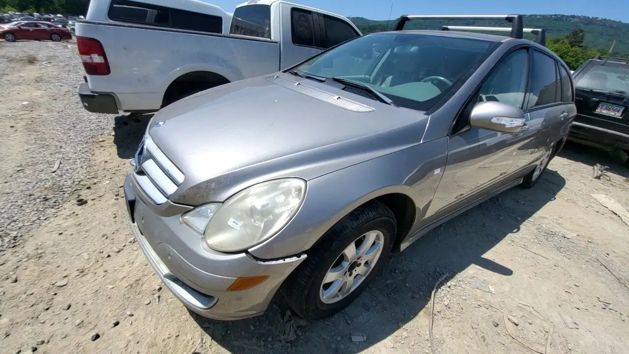 Photo of 2006 Mercedes-Benz R350