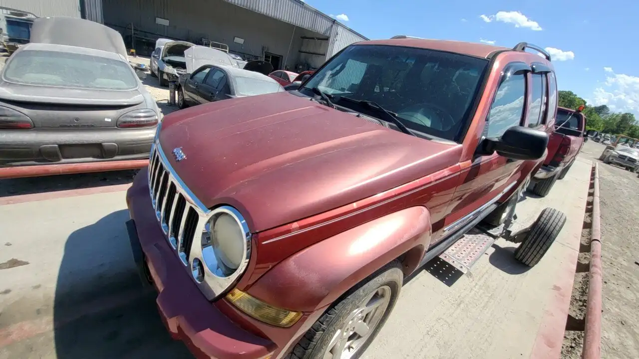 Photo of 2006 Jeep Liberty