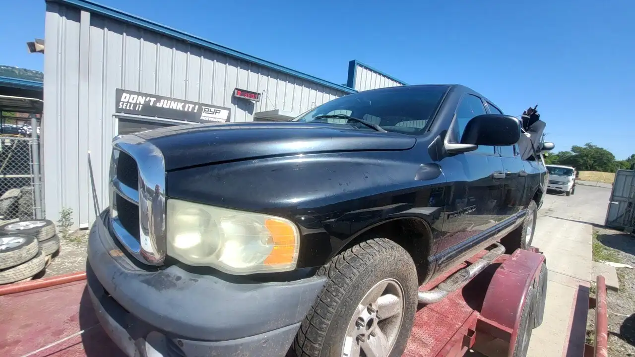 Photo of 2002 Dodge Ram 1500