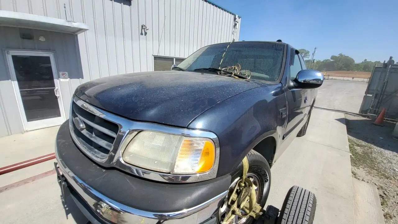 Photo of 2000 Ford F-150