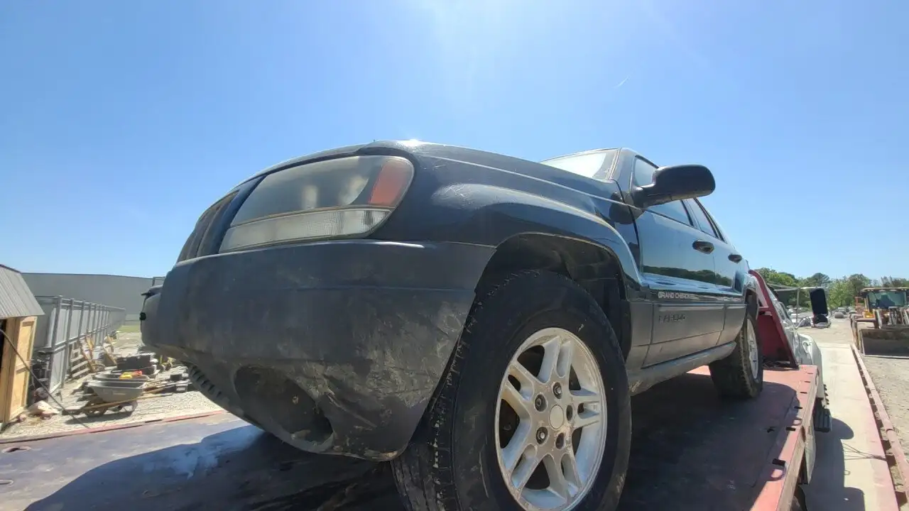 Photo of 2004 Jeep Grand Cherokee