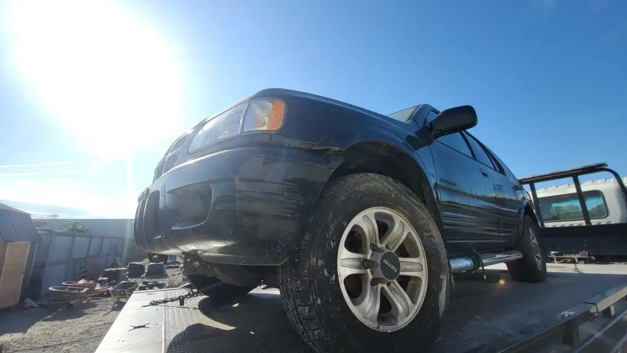 Photo of 2001 Isuzu Rodeo