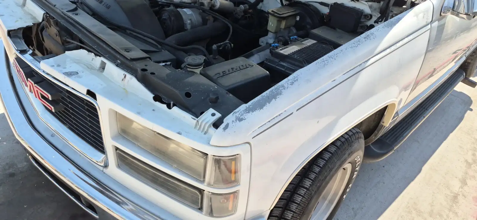 Photo of 1999 Gmc Yukon