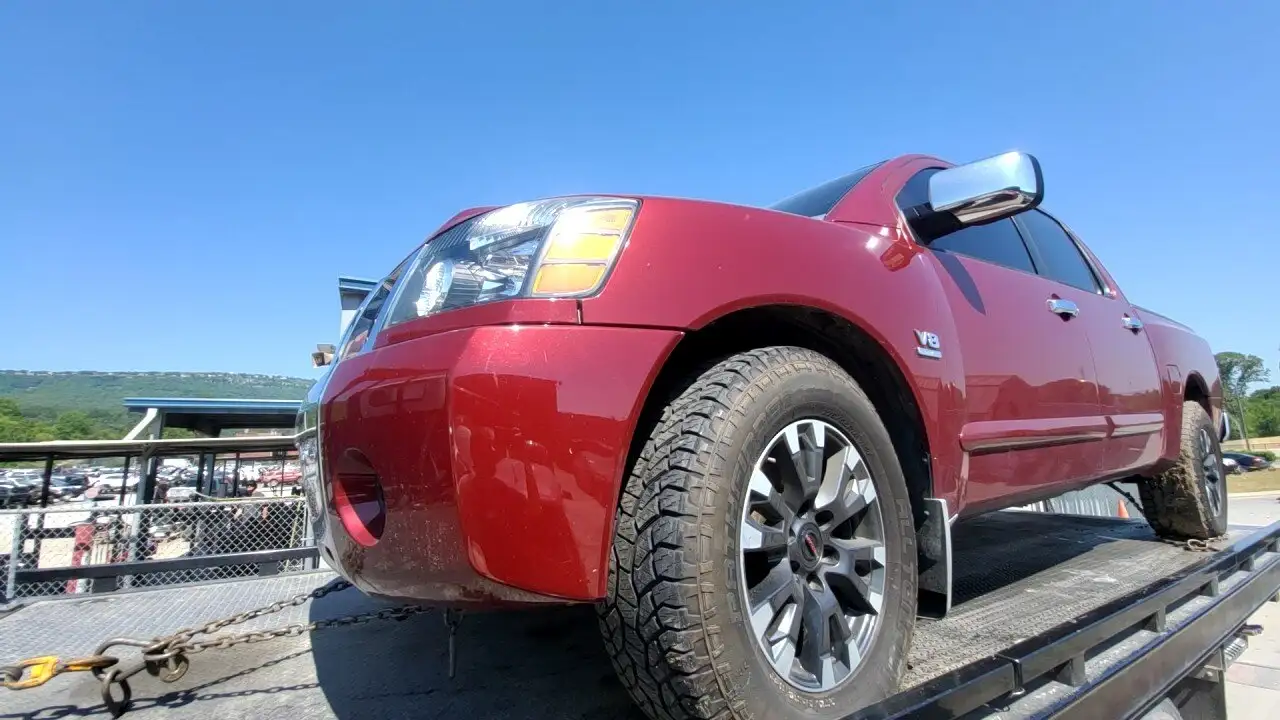 Photo of 2004 Nissan Titan