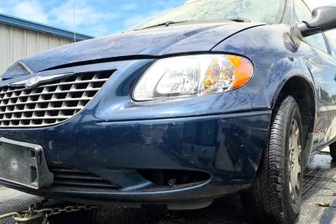 Photo of 2003 Chrysler Voyager