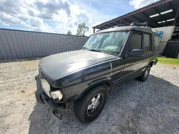 Photo of 1996 Land Rover Discovery