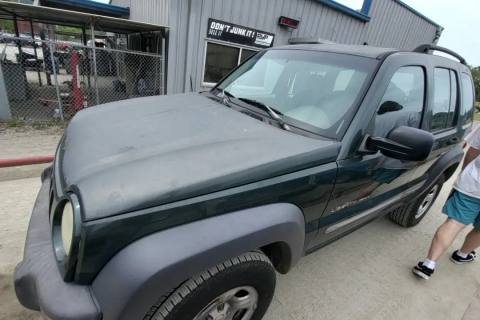 Photo of 2002 Jeep Liberty