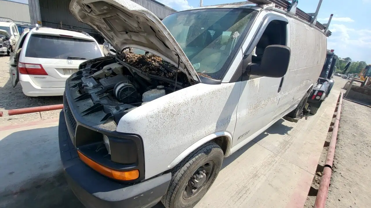 Photo of 2005 Chevrolet Express 2500