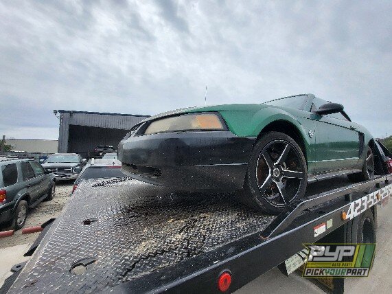 Photo of 1999 Ford Mustang