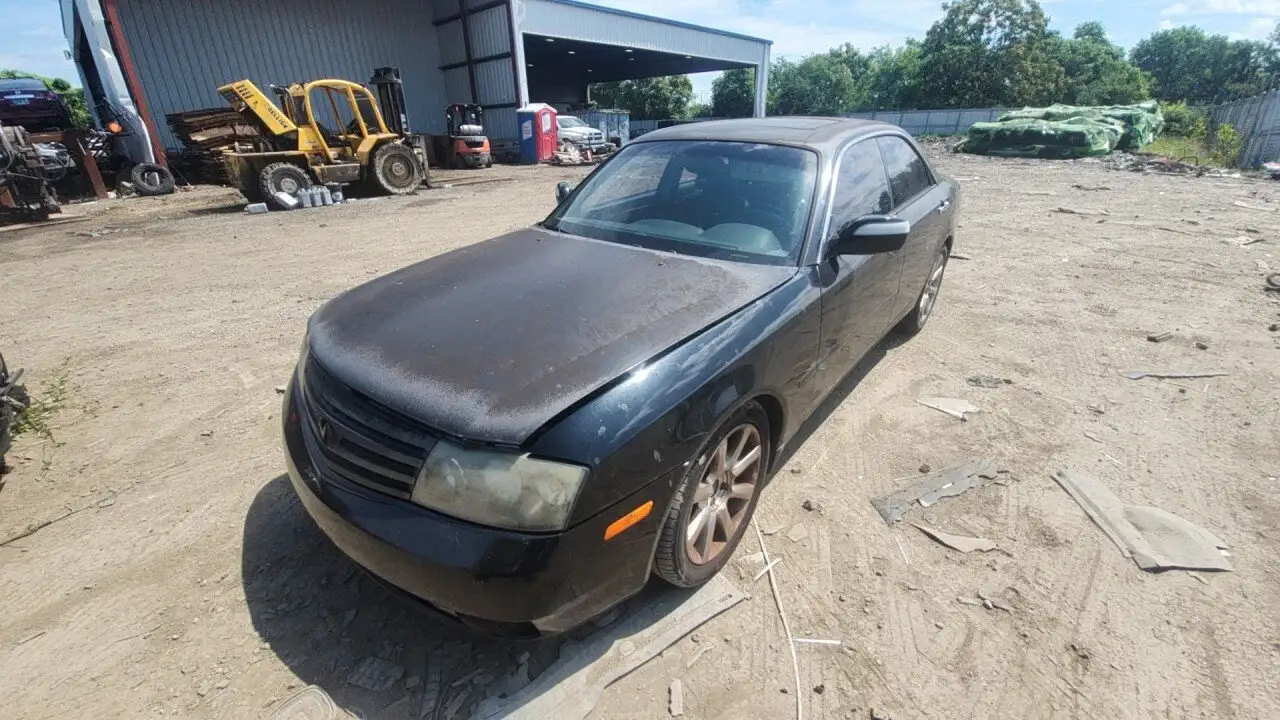Photo of 2004 Infiniti M45