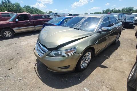 Photo of 2012 Ford Taurus