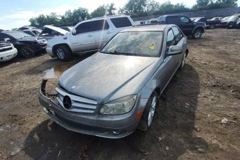 Photo of 2009 Mercedes-Benz C300
