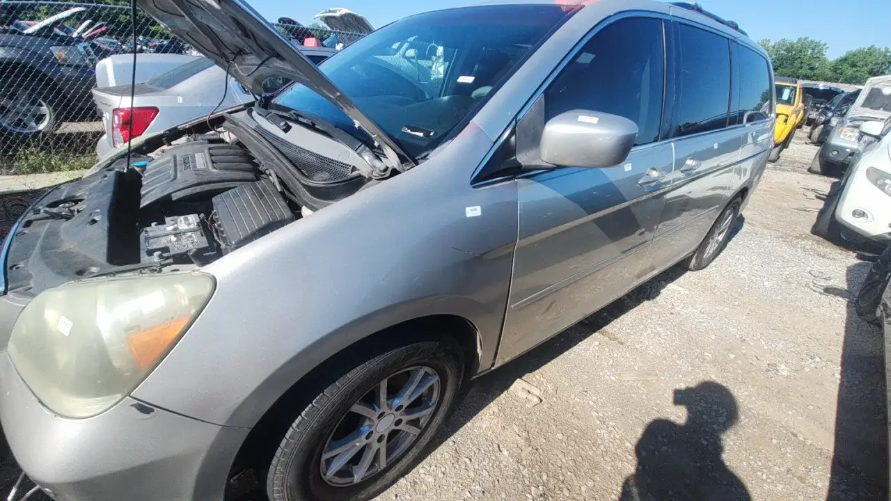 Photo of 2005 Honda Odyssey