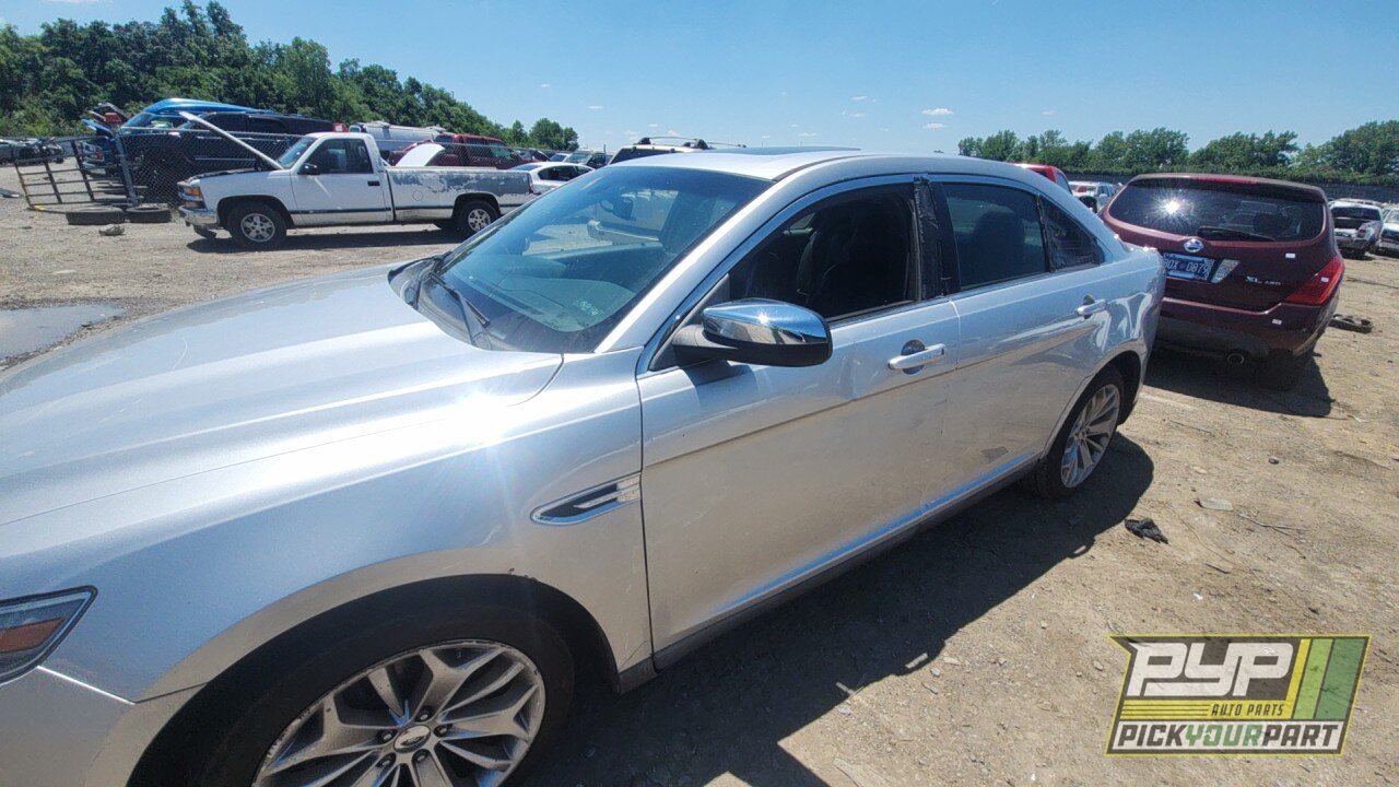 Photo of 2013 Ford Taurus