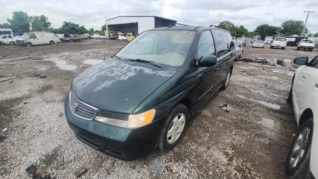 Photo of 2000 Honda Odyssey