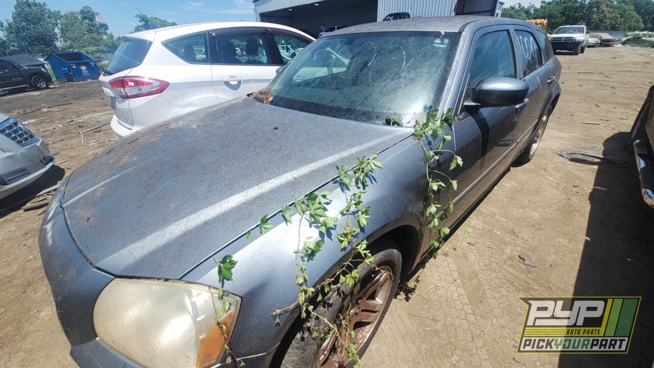 Photo of 2006 Dodge Magnum