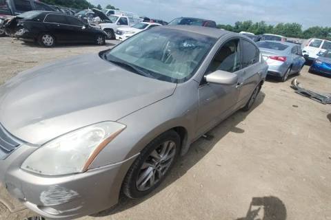 Photo of 2011 Nissan Altima