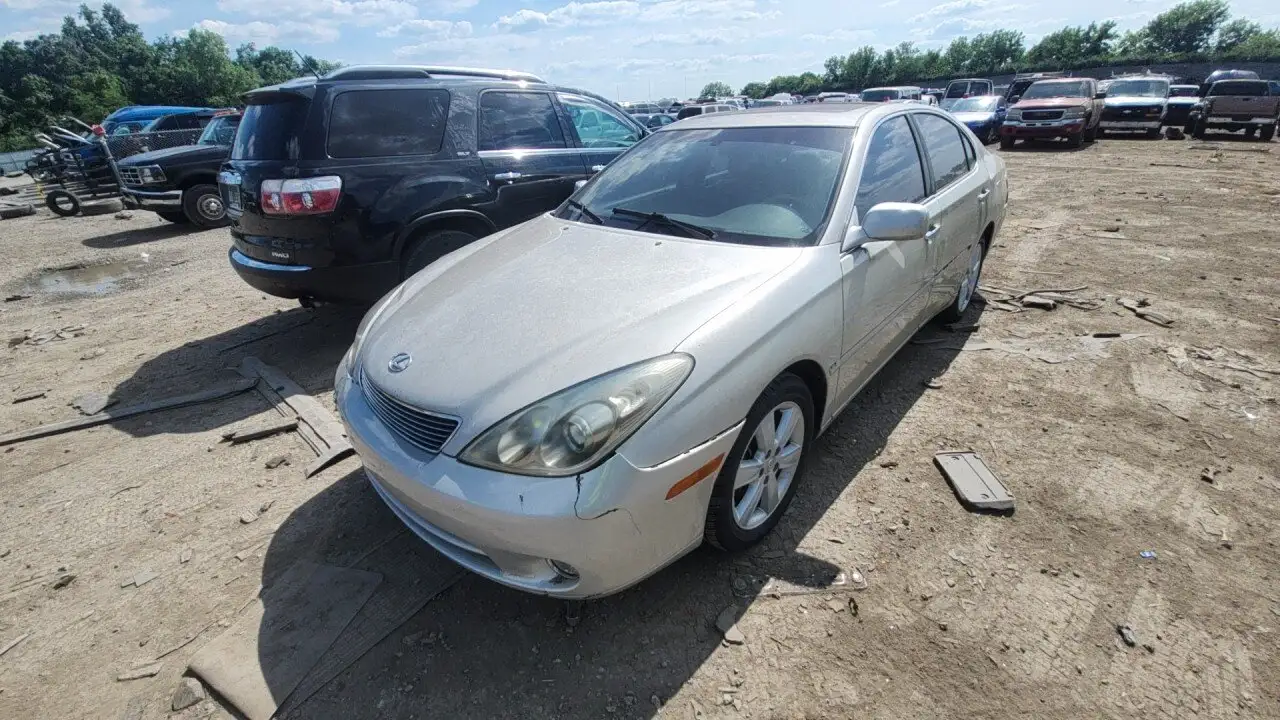 Photo of 2005 Lexus Es330
