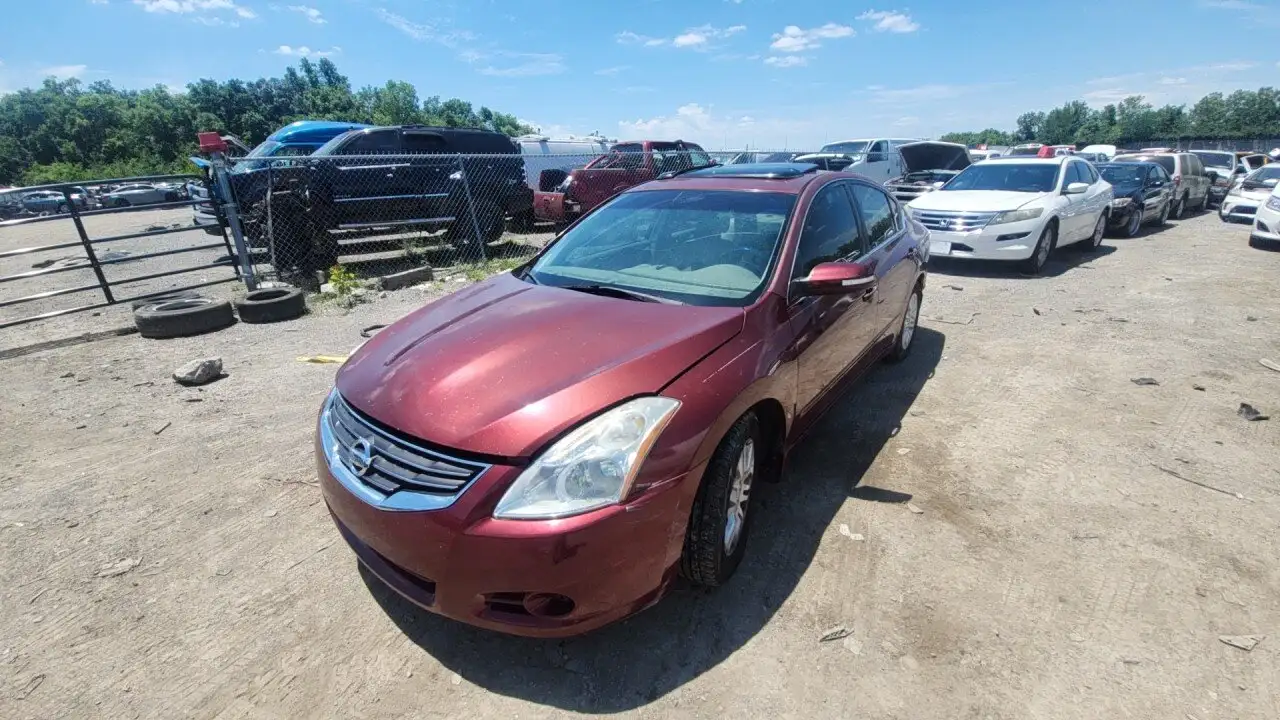 Photo of 2010 Nissan Altima