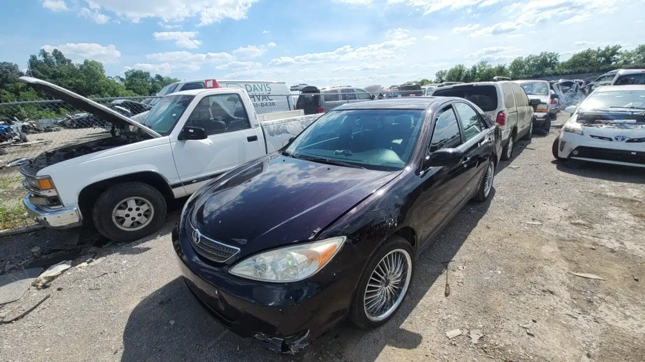 Photo of 2004 Toyota Camry