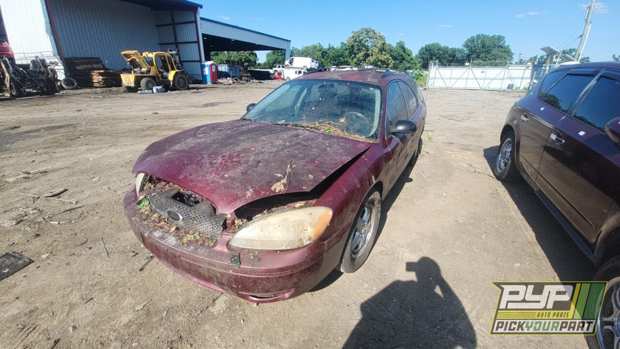 Photo of 2005 Ford Taurus