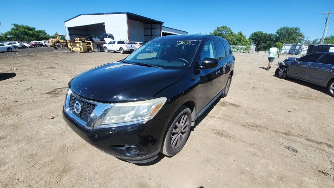 Photo of 2014 Nissan Pathfinder