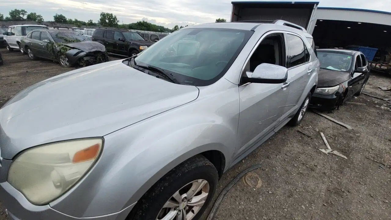 Photo of 2011 Chevrolet Equinox