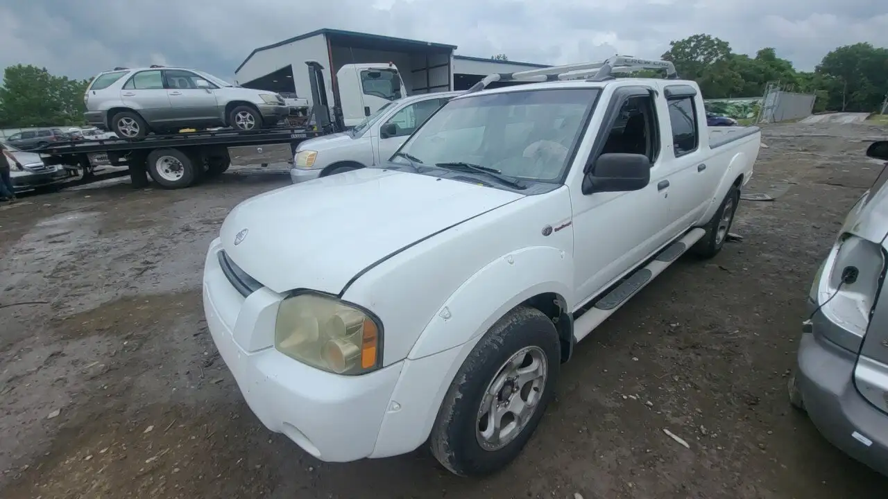 Photo of 2004 Nissan Frontier
