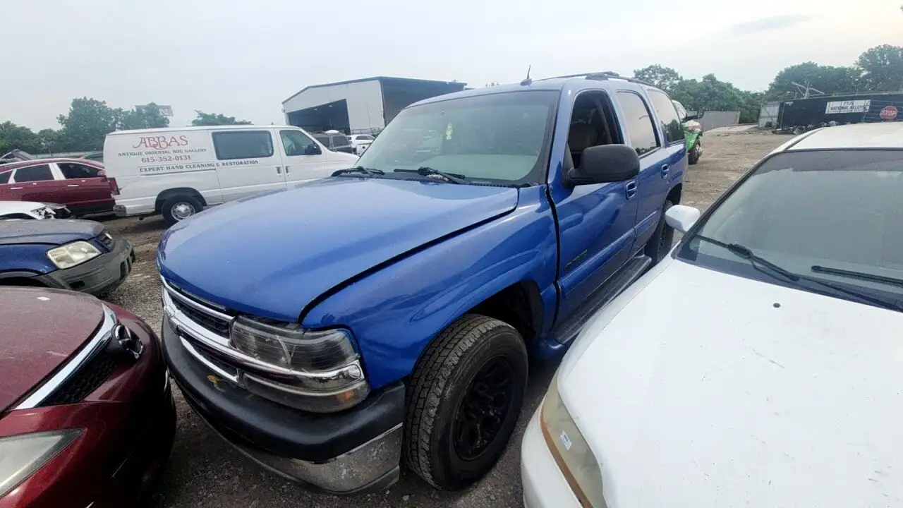 Photo of 2003 Chevrolet Tahoe