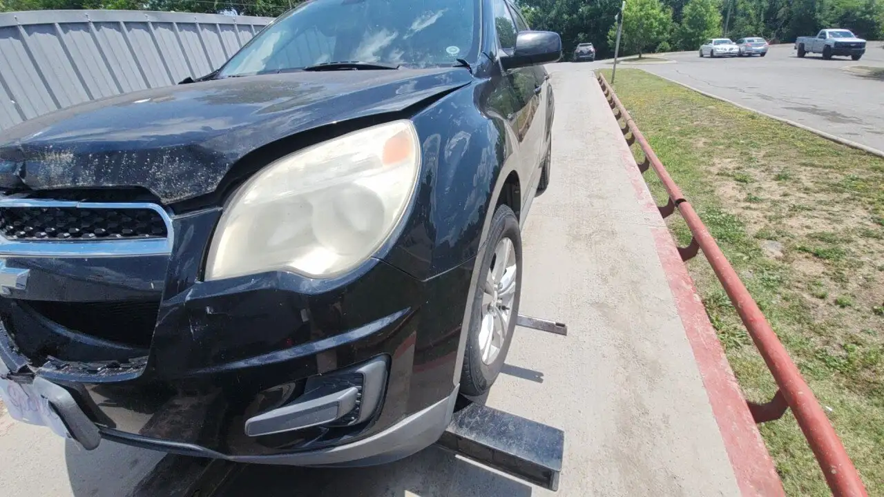 Photo of 2011 Chevrolet Equinox
