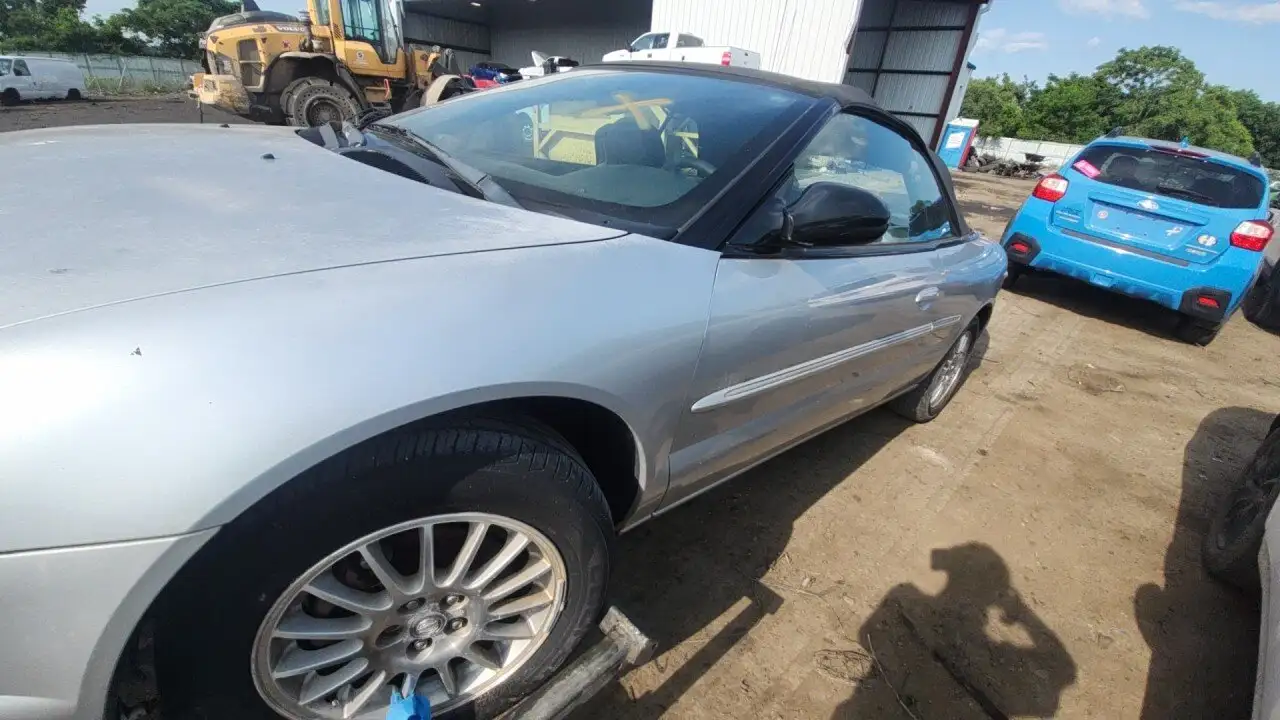 Photo of 2004 Chrysler Sebring