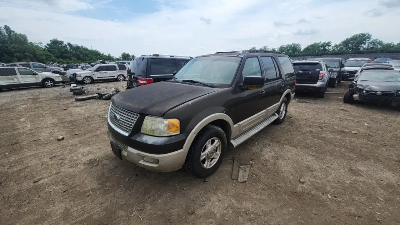 Photo of 2006 Ford Expedition