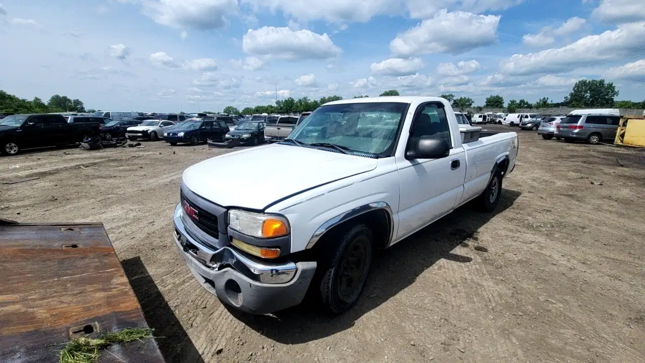 Photo of 2003 Gmc Sierra 1500