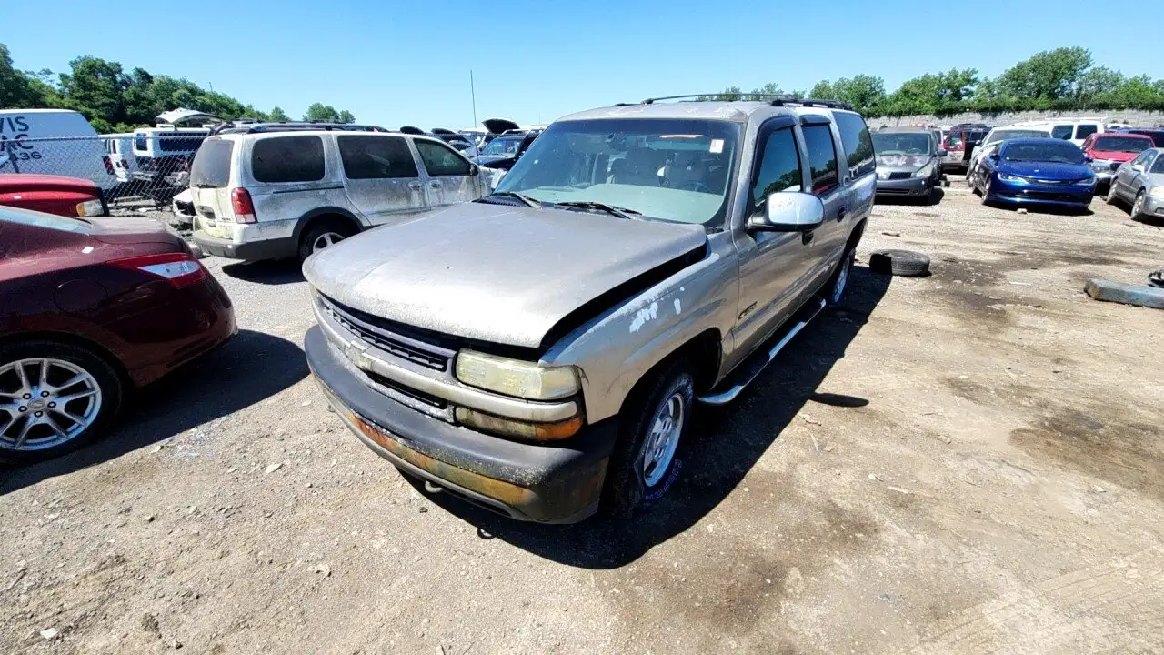 Photo of 2000 Chevrolet Suburban 1500