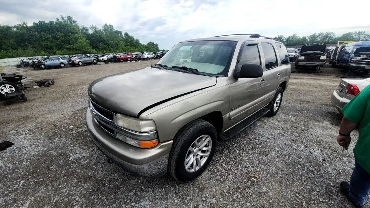 Photo of 2001 Chevrolet Tahoe