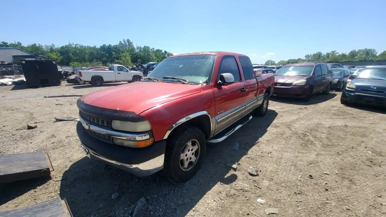 Photo of 2000 Chevrolet Silverado 1500
