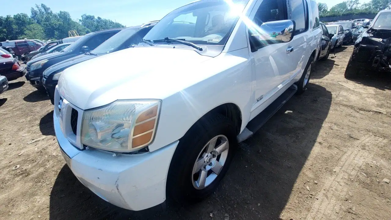 Photo of 2006 Nissan Armada