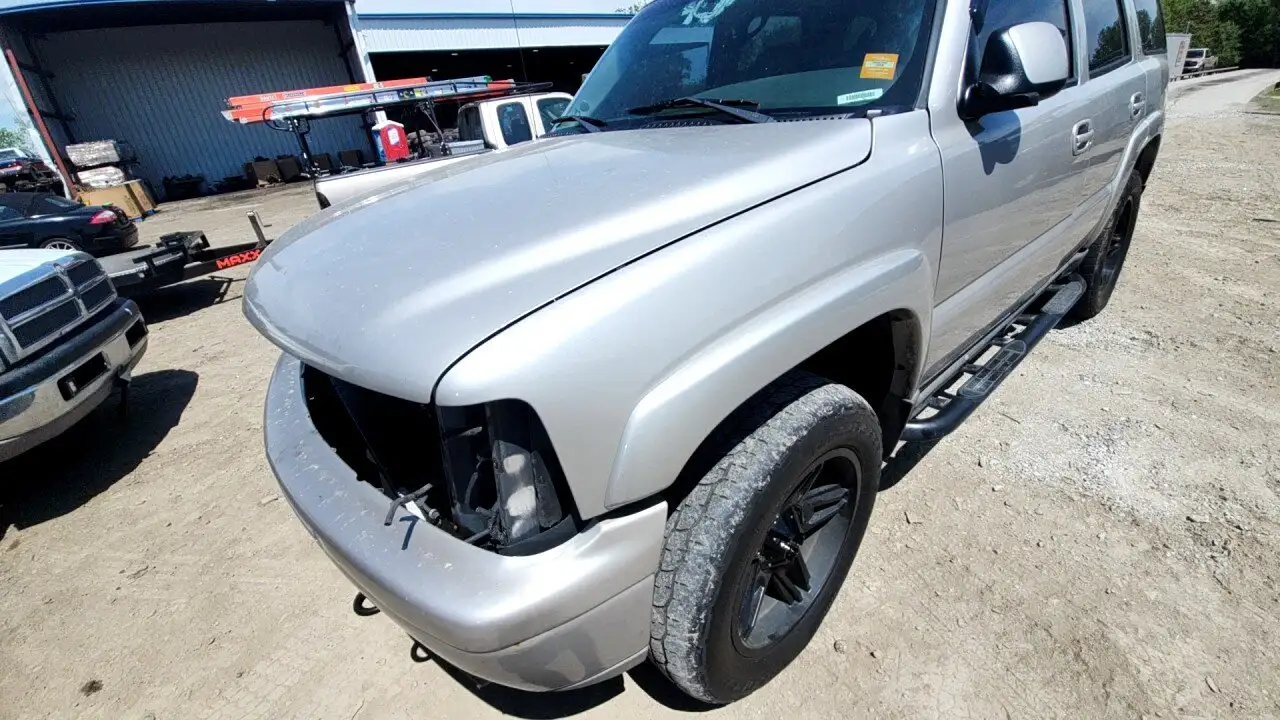Photo of 2004 Chevrolet Tahoe