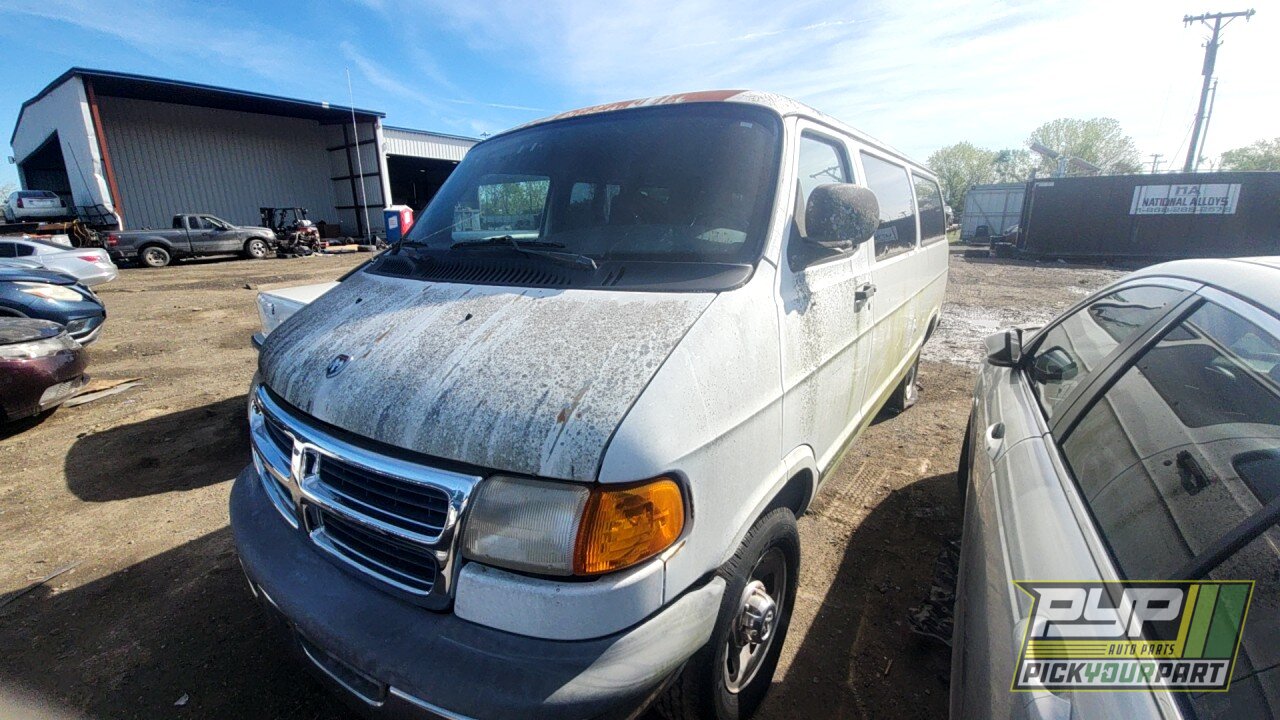 Photo of 2000 Dodge Ram 2500 Van