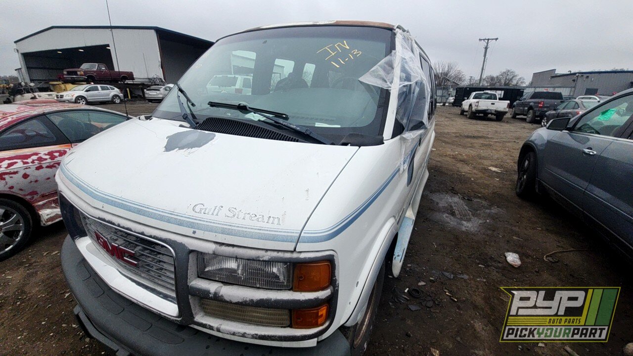 Photo of 2000 Gmc Savana 1500