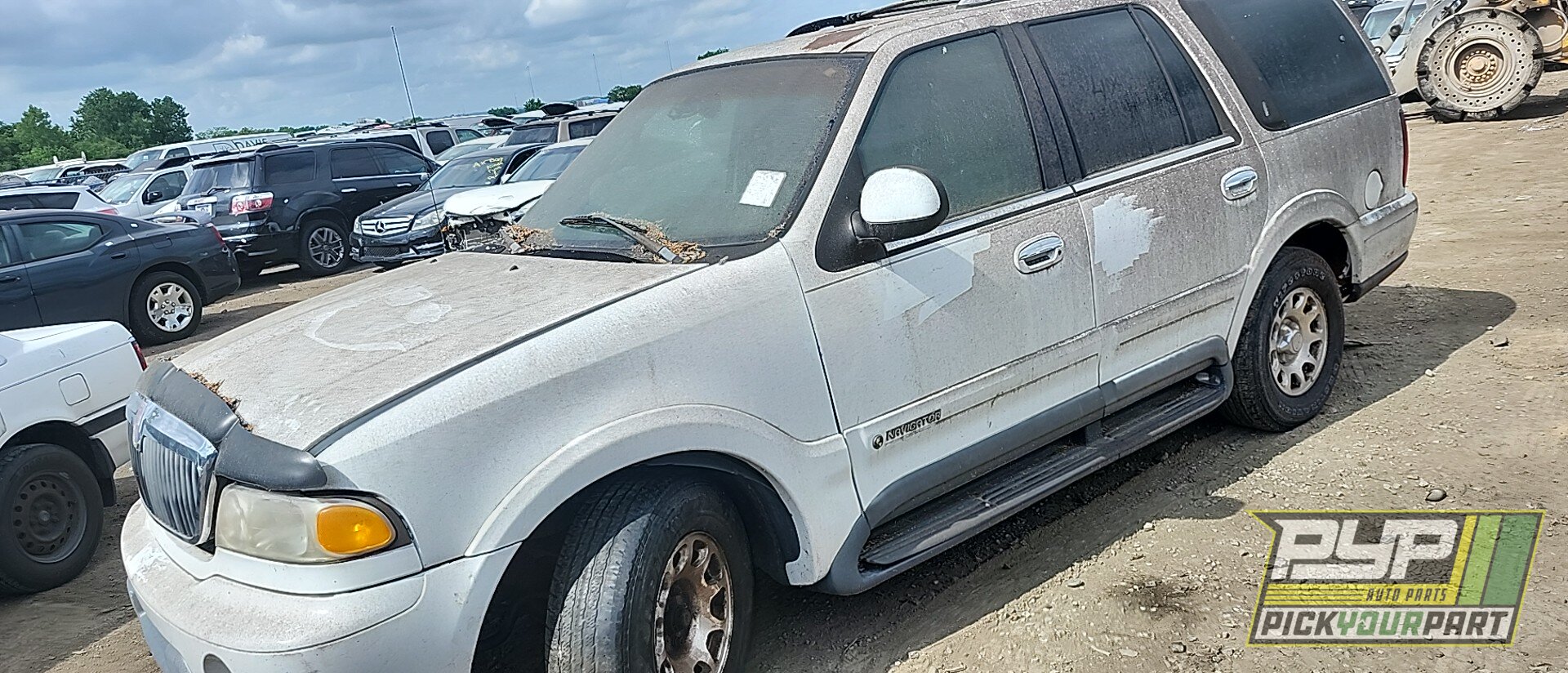 Photo of 1999 Lincoln Navigator