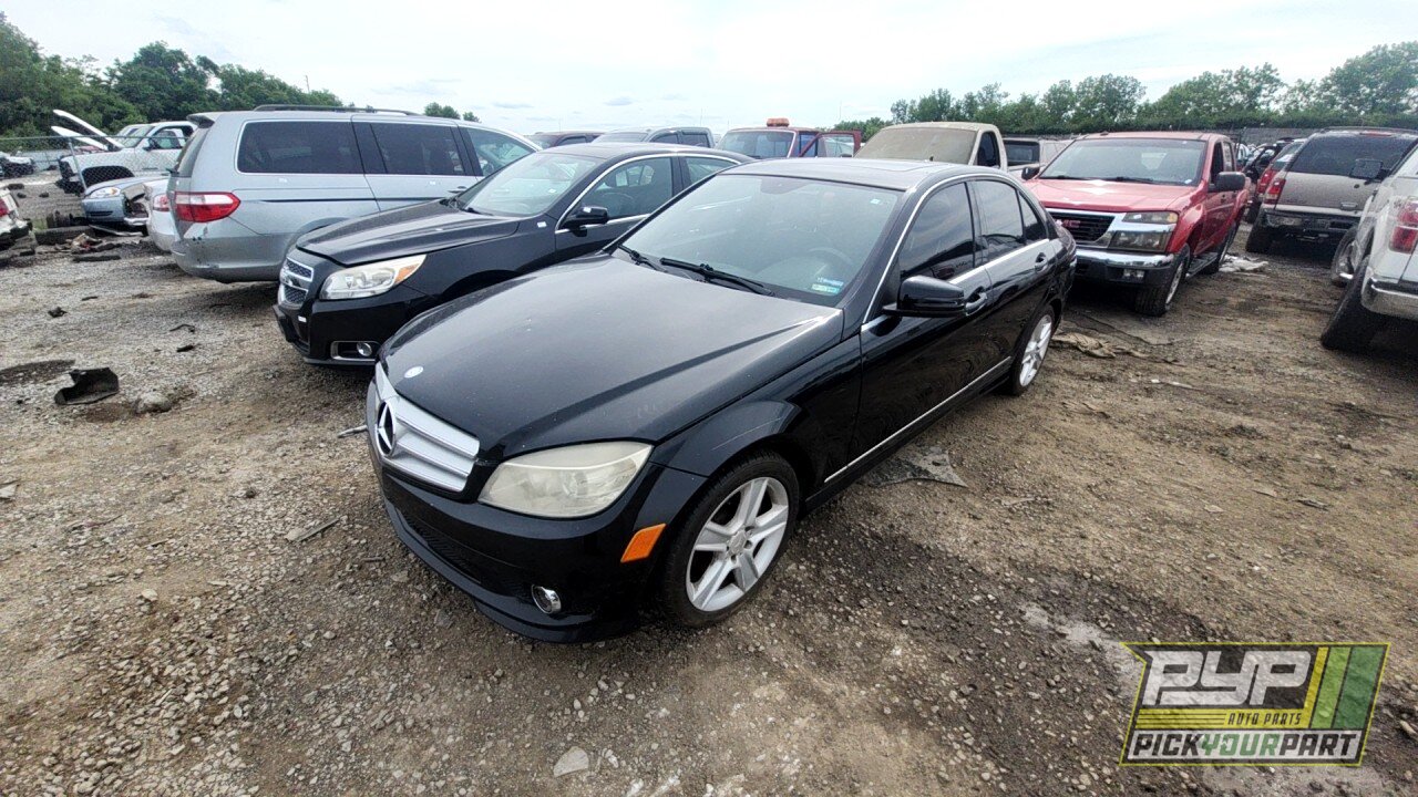 Photo of 2010 Mercedes-Benz C300