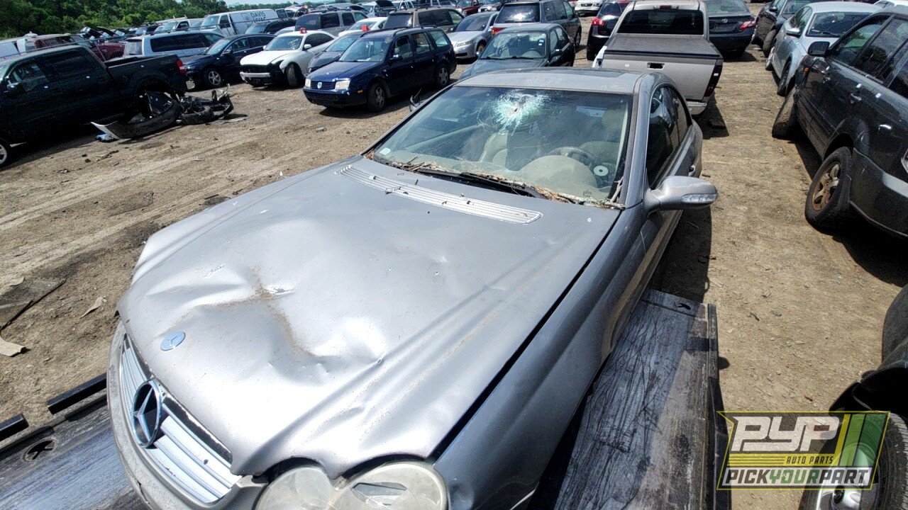 Photo of 2005 Mercedes-Benz Clk320