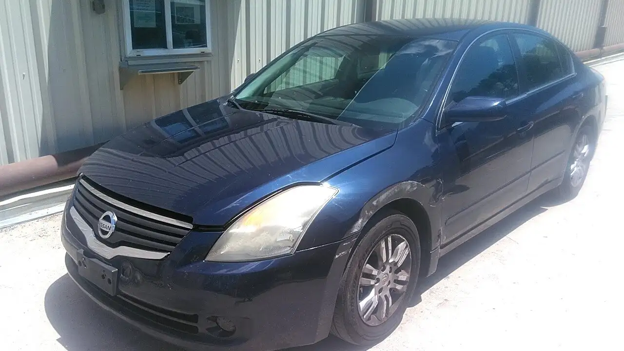 Photo of 2009 Nissan Altima
