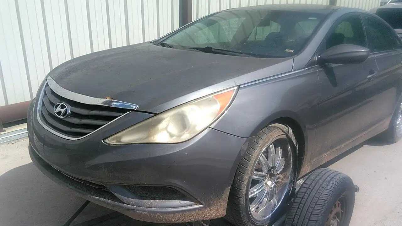 Photo of 2011 Hyundai Sonata